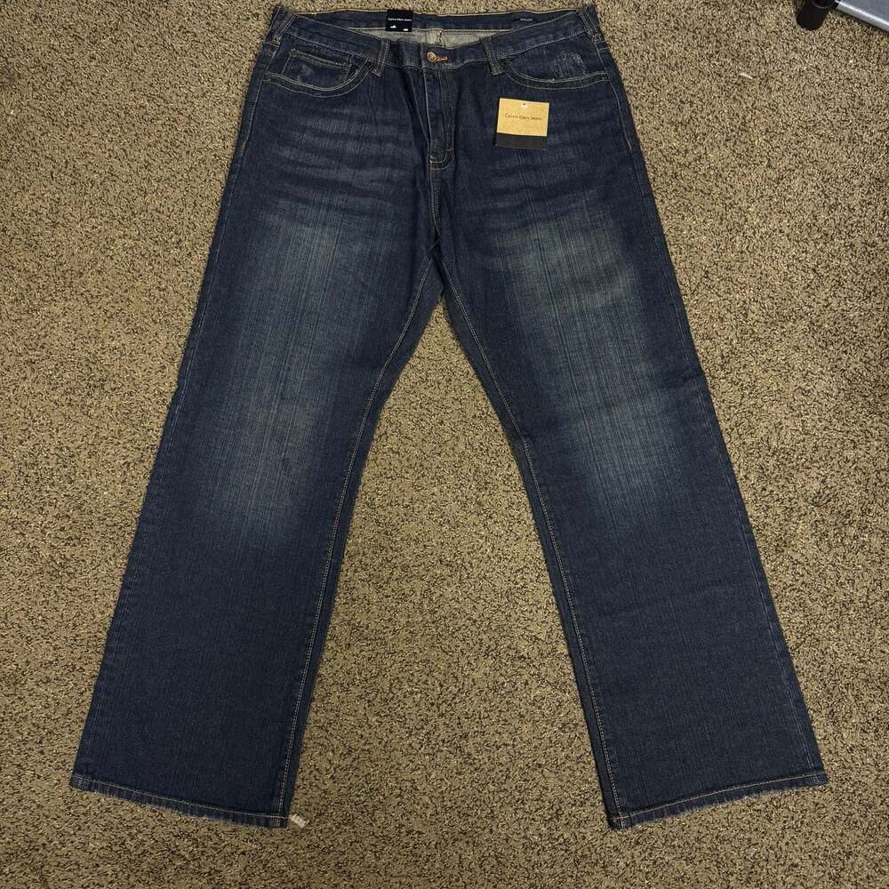 Calvin Klein Jeans Men's Straight Leg Dark Wash Denim Jeans 38x32